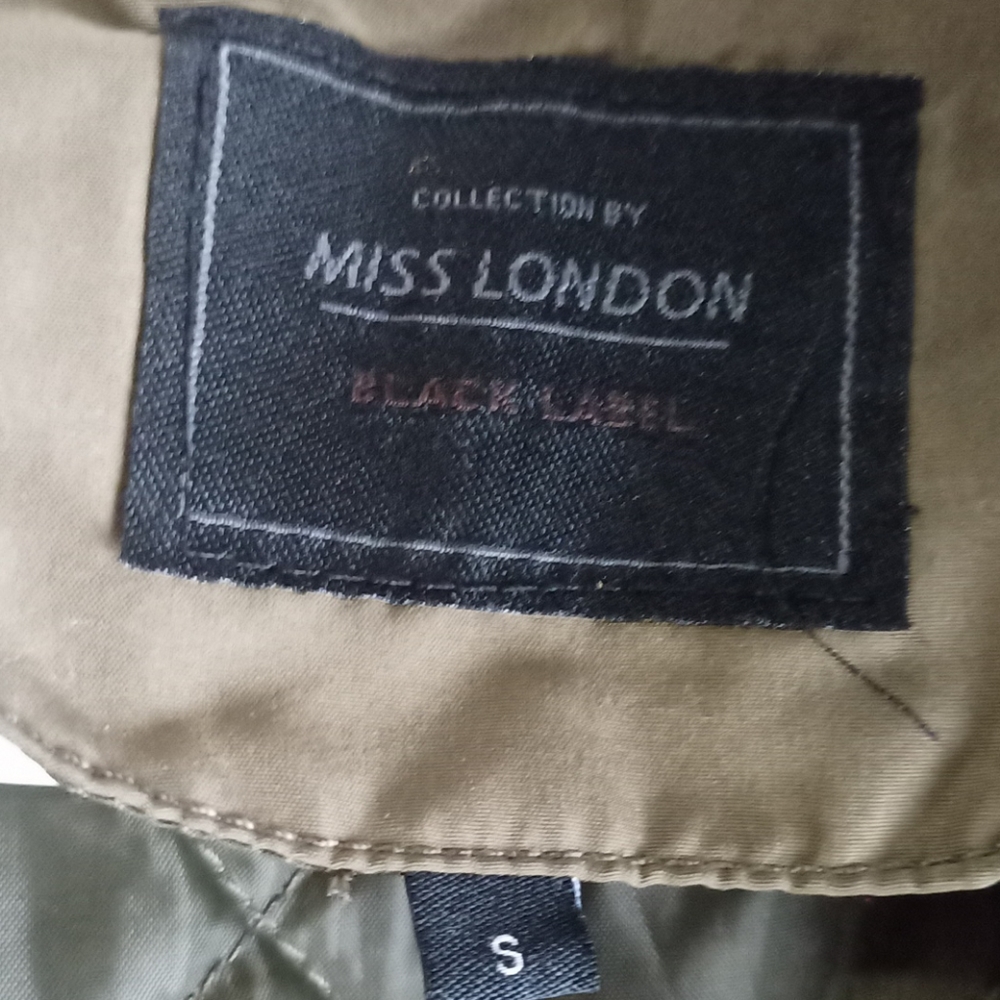 Jacket - Picture 2 of 3